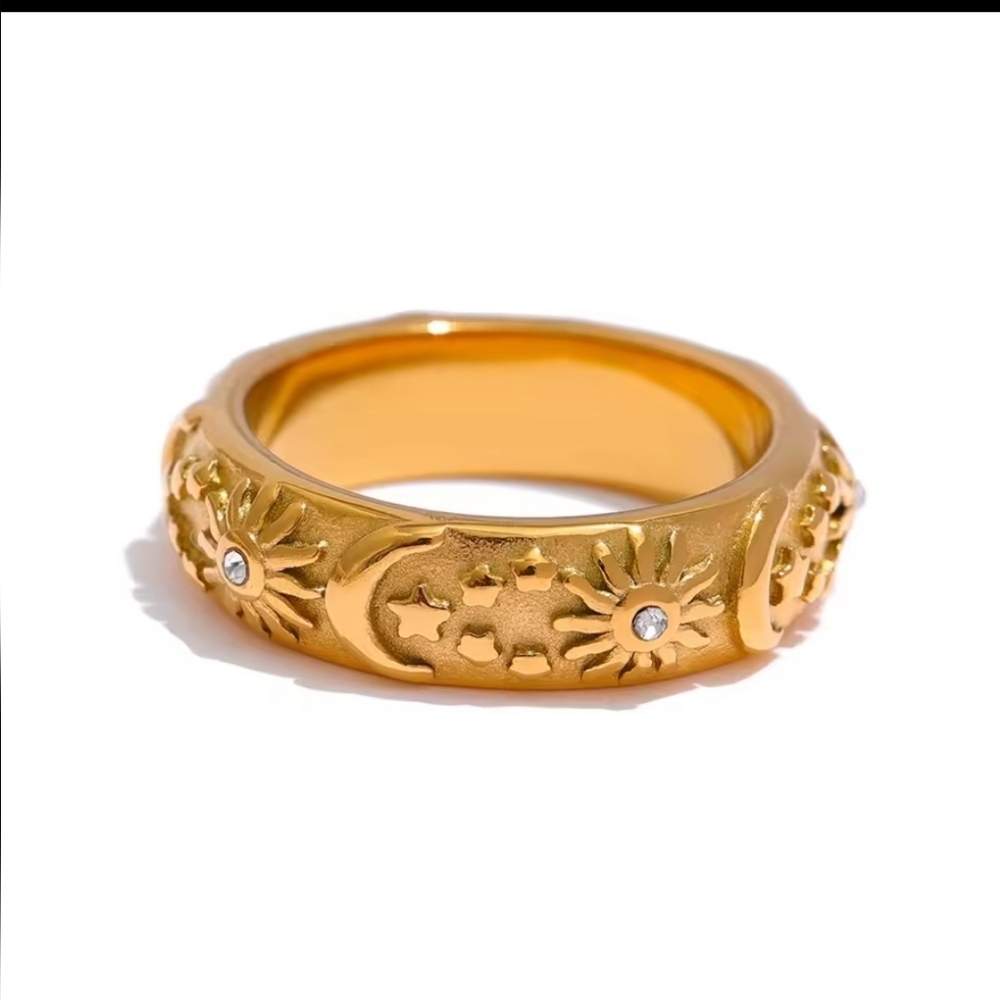 Sun, Moon, Celestial Cubic Zircona Ring | NWOT